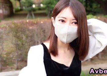 【高清素人】[4225494] 她正在尋找與自己感覺相合的男性 對E罩杯妹子按摩中出2回