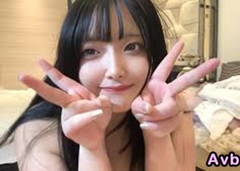 【高清素人】[4397888] 【フェライラマ】草むらで！明るくてノリが良い２ 激しいイラマにゲホむせしながら涙目！