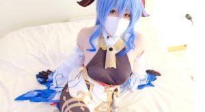 【華語AV-片商】Cos黑絲被塗滿了潤滑液 柚子貓