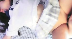 【華語AV-素人】女友穿上剛發的新校服 忍不住立刻來一發