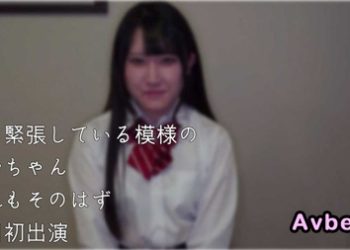 【高清素人】[4484579] 【無經驗/顏射4連發】糾纏在黑髪與顏面精液歡喜的19歳