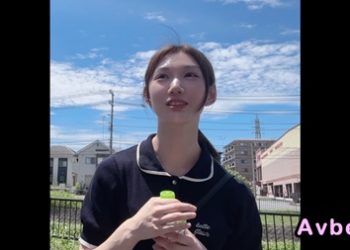 【高清素人】[4517034] 反省してます、、【半年前まで未経験】彼氏持ち19歳スレンダー美女を目の前に”衝動”を抑えきれませんでした