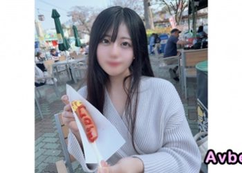 【高清素人】[4545557] 顔出し学校が終わると途端に変貌する歪んだ性癖の女大生が閉ざされた空間で恥ずかしがりながらも大胆に露出快楽に溺れる！！視姦・露出願望を連日求める変態女に2回連続生中出し！！