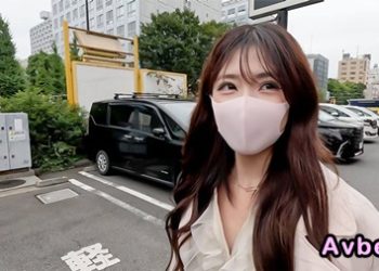 【高清素人】[4550808] １８才！、超絶美形の超美人の１８才登場！！FC２最高クラス！！！購入後の本編は完全顔出し！！完全初撮影