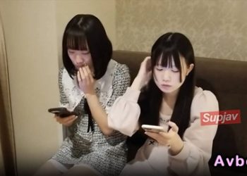 【高清素人】[4568728] 【完全顔出し・３ｐ】【中出し】２人は友達で同じグループで活動する地下アイドルですが、２人とも脱がせて3pハメ撮りさせました