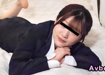 【高清素人】[022525_01] ちっちゃ可愛い就職活動女子大生に生中出し面接