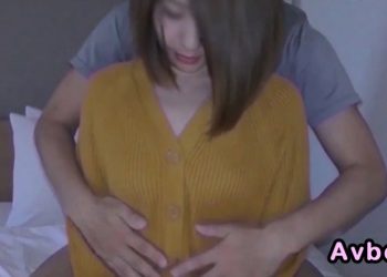 【高清素人】[4688995] 白昼のホテルで、お*様へのお土産の買物中に呼び出されて中出しされる秋田美人妻 再編集版