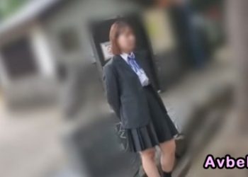 【高清素人】嬌小G罩杯巨乳制服妹 畢業後離家出 中出