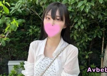 【高清素人】現在就見面要求做愛 這就是 19 歲年輕女孩的爽快