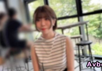 【高清素人】身高146cm 身材纖細聲音可愛的嬌小女大學生 無法抑制自己對汗水浸濕的內褲的興奮 最終在體內射精