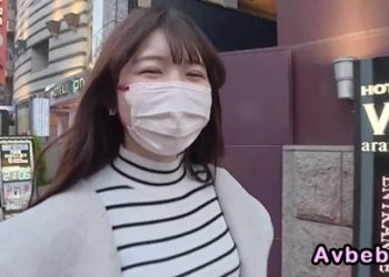 【高清素人】遇見了一位可愛的護士 於是她瞞著男朋友發生了性關係