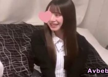 【高清素人】笑容可愛的Cosplay女孩！從後面猛戳誘人的屁股 發出了好幾聲高亢的呻吟♡♡