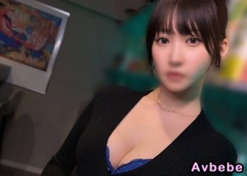 【高清素人】E 罩杯“淫蕩”美女 餐廳工作人員（26 歲）⇒ 潮吹開關如此瘋狂 一遍又一遍地噴射⇒ 到處濕透的性愛