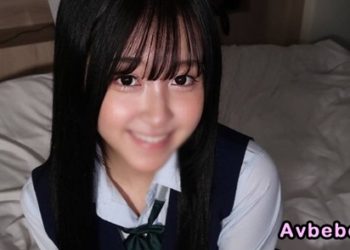 【高清素人】純情文學 C 委員會❤制服藏青襪&改良校服泳衣裸露性愛！內射了漂亮苗條身材的緊緻小穴