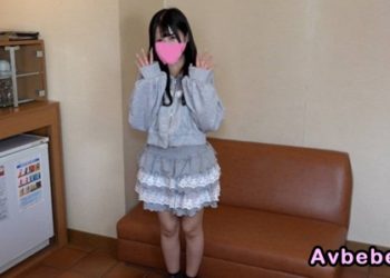 【高清素人】剛畢業、社會經驗不多的18歲Nano醬♡ 半外半內中出♡成人的學習