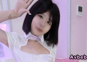 【高清素人】皮膚白皙、身材苗條、與坂道偶像有驚人相似之處的美人 初次接觸黑人就失去了理智！在小穴深處射精時發出高潮尖叫！