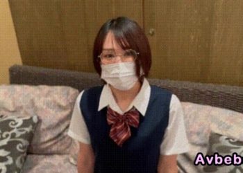 【高清素人】以成為偶像為目標的女大學生被騙 以為是寫真影片被拍攝和內射