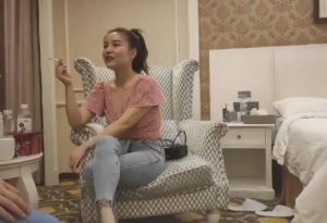 【華語AV-素人】天然大奶 屁股圓潤 網紅臉(嫖妓偷拍)