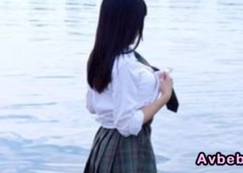 【高清素人】18歲 jk制服 巨乳無毛