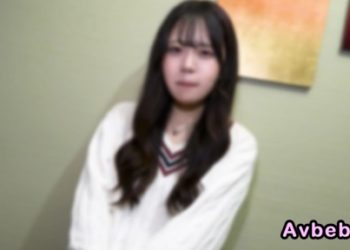 【高清素人】梓醬 身材纖細的女孩 夢想成為偶像出道。雖然有些羞澀但在被從後面插入時 還是忍不住呻吟起來 白皙的肌膚漸漸泛紅 滾燙的精液深深射入小穴