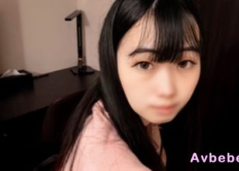 【高清素人】★真容揭秘★看起來很文靜 但感受和呻吟卻非常強烈！美咲醬（20歲）性感內衣