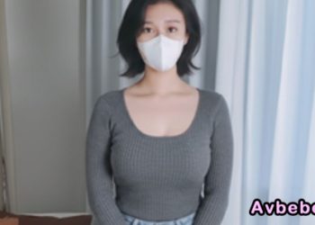 【高清素人】巨乳學生 美空（19歲）乳交練習♡纖細美臀抽搐！黏稠精液噴射在嘴巴和肚子上