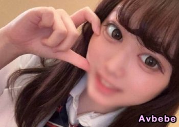 【高清素人】 動漫配音員 生猛插入 ♡ 制服下的巨乳隨著高潮的到來而顫動 在她的小穴裡灌滿了濃稠的精液！