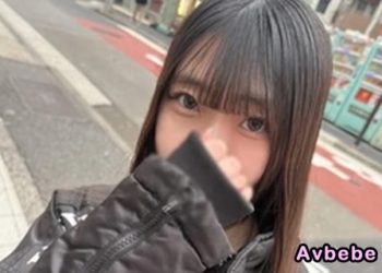 【高清素人】攝影機被噴出來的淫水淹沒了！ ？咕嚕咕嚕……噓！ ！幼兒園美人教師 兩股濃稠精液！ ！