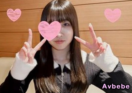 【高清素人】【露臉】肌膚完美！身材也恰到好處！會噴水的女孩 以深喉口交完美收尾！