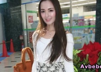 【高清素人】來自大手 商事公司的漂亮OL❤ 被兩根粗壯的肉棒同時貫穿 臉上洋溢著幸福的表情！被這狂野的快感徹底點燃 連續兩次被灌滿精液！