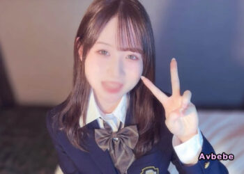 【高清素人】【變態紳士完全復活 × AF 黑船襲來】傳說中的 AF 巨匠完全復活。請仔細欣賞對 20 公分以上的巨根身心沉淪、懵懂無知的 18 歲遙（はるか）醬，其人生第一次的生內射以及傳說中的肛交性愛。