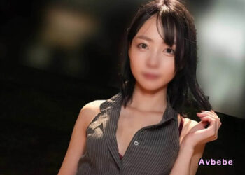 【高清素人】【首度公開・禁斷之吻】超絕可愛女子大生「小惠（Megu）」主動獻身！在溫柔卻執拗的「指尖挑逗」下，前戲就讓慾望精華徹底失控溢出… 抵擋不住那份清純魔性，最終演變為瘋狂抽插、連續兩次「極限內射」的臉紅心跳實錄！這是一部充滿汗水、唾液與生理本能的超高濃度肉欲影像！