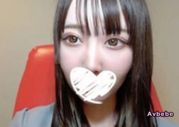 【高清素人】治癒系軟萌巨乳尤物首度淪陷！雪奈的豐腴肉感誘惑。直擊棉花糖般的白皙胴體在主觀鏡頭下震顫，第一人稱視角體驗被巨乳深情包圍的濕熱交歡。沈溺於溫柔母性與原始肉慾的雙重夾擊，身心徹底融化的沉浸式實錄！