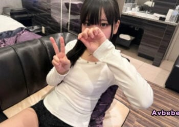 【高清素人】元傲慢金髮辣妹驚人變身：清純黑髮溫婉重逢，制服誘惑下理性崩壞，再會紀念生插灌注絕頂崩潰中出！