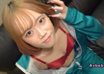 【高清素人】20 歲美女的精液榨取錦標賽♡ 用強力真空口交 & 玩弄乳頭挑戰大叔陽具,但……如果沒辦法光靠口交射出來,就要接受真槍實彈內射懲罰遊戲。