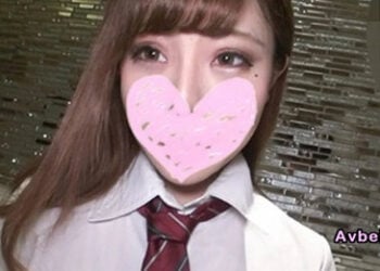 【高清素人】對 18 歲辣妹系按摩店女孩進行認真的無套內射中出與播種式壓射