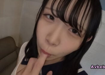 【高清素人】【抖M女友】因為她實在太可愛了，所以忍不住狠狠地中出了好多次