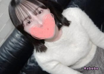 【高清素人】與美女按摩師進行咖啡廳約會♡ 在飯店裡毫不掩飾地展現色情一面，並且連續兩次中出！精液簡直像洪水一樣流個不停。