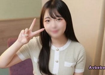 【高清素人】D罩杯、22歲稚嫩的新人職場女孩。「想要喝很多……」將18公分的巨根徹底吸吮乾淨，並讓她將濃厚的精液一滴不剩地全部吞下！