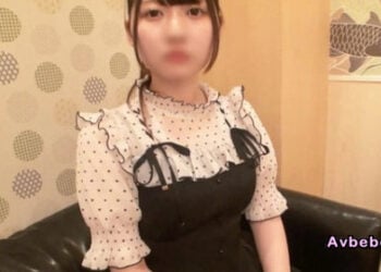 【高清素人】初體驗對象是籃球社的前輩。在情勢發展下，不自覺地做了愛。大喊「必殺一本流奧義・射精注入！！」要懷孕了～