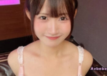 【高清素人】天然 G 罩杯美女主唱的未公開隱藏拍攝作品大解禁！擁有黃金比例、絕美赤裸身體的傳說級初次拍攝作品。