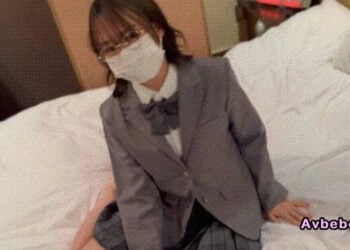 【高清素人】顏值逆天、可愛到犯規的『現役偶像培訓生』，震撼推出個人首部同人作！